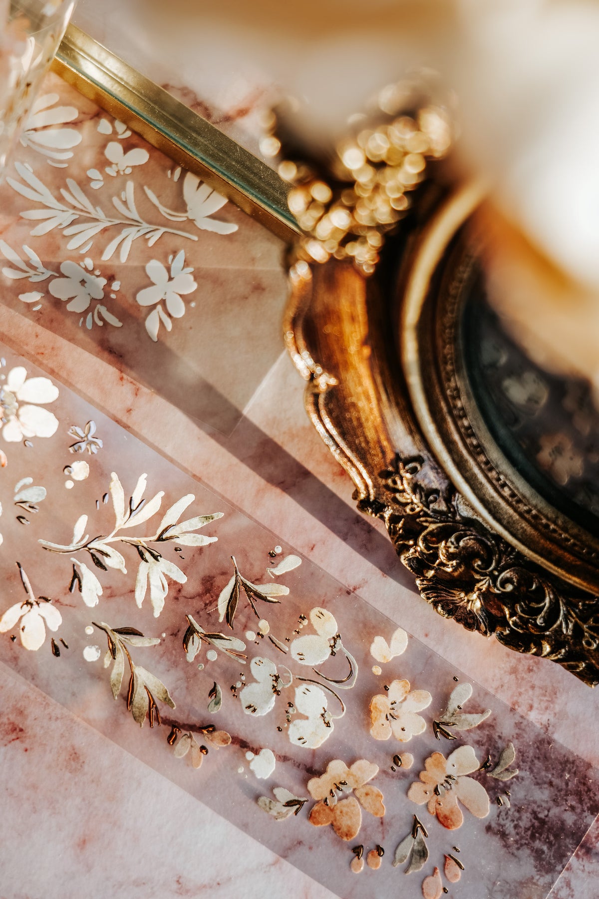Meow Illustration Meant to wither Glossy PET tape with Rose Gold