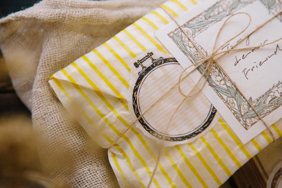 Ours Studio - Circle Embroidery Hoop Rubber Stamp