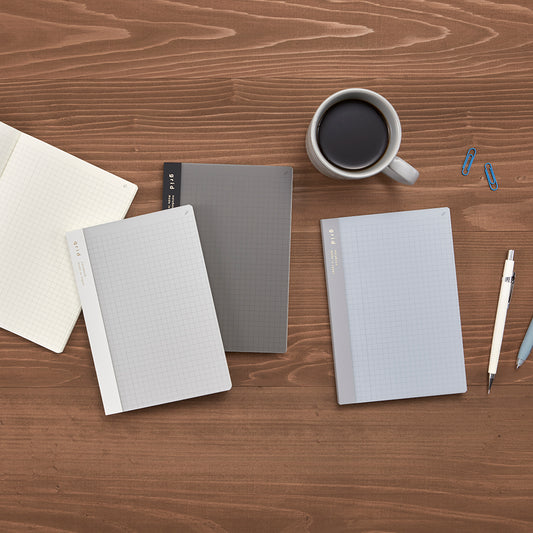 Daigo Notebook A5 Grid/Plain with scratch-resistant cover